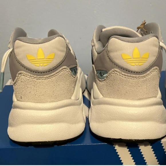 Adidas Retropy F90 Dash Grey Black US M6 W7 NWT - Picture 4 of 10